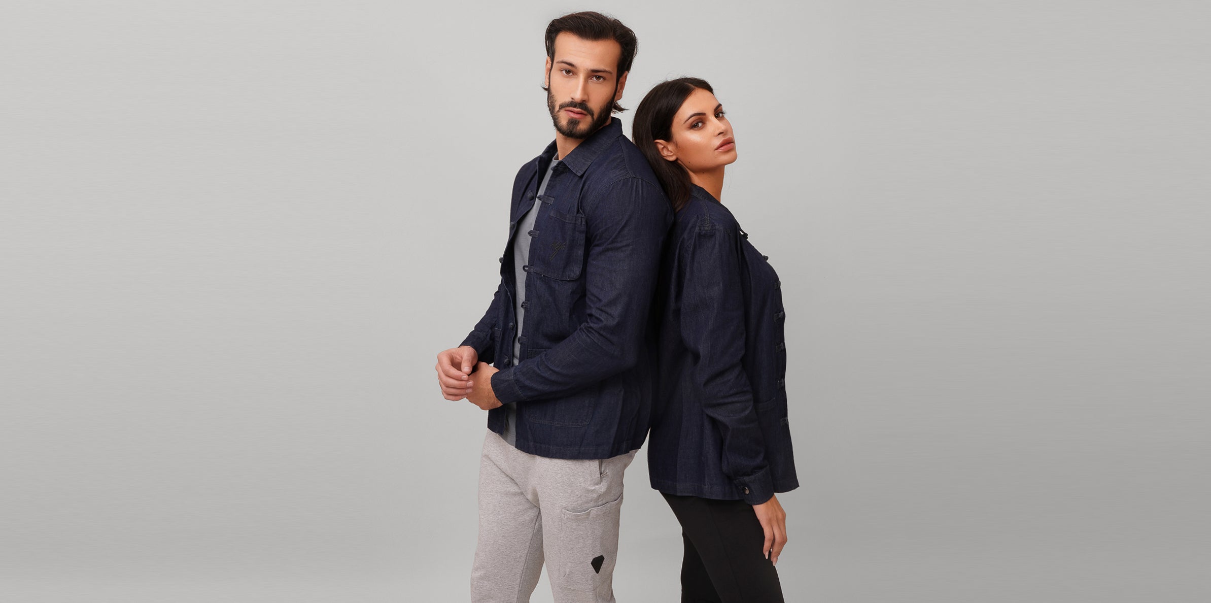 Le bleu de travail Sgiò : de l’uniforme imposé au vêtement libéré.