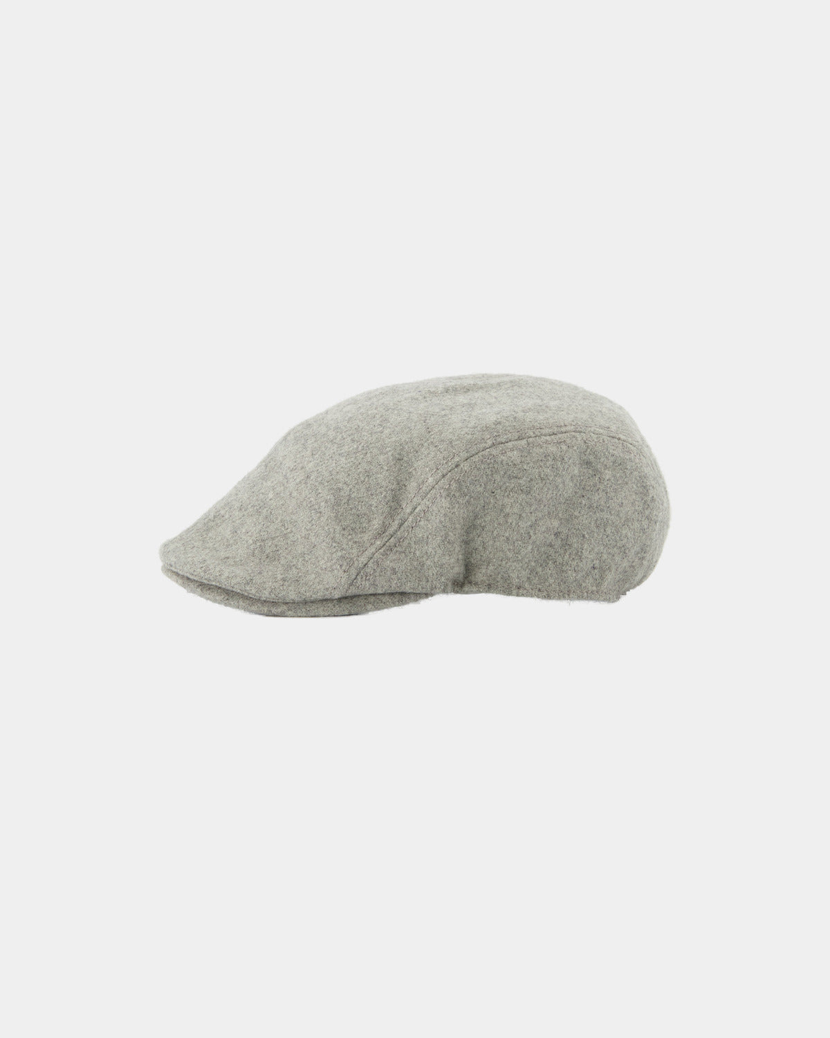 BÉRET EN LAINE GRIS, vue de face sur fond clair
