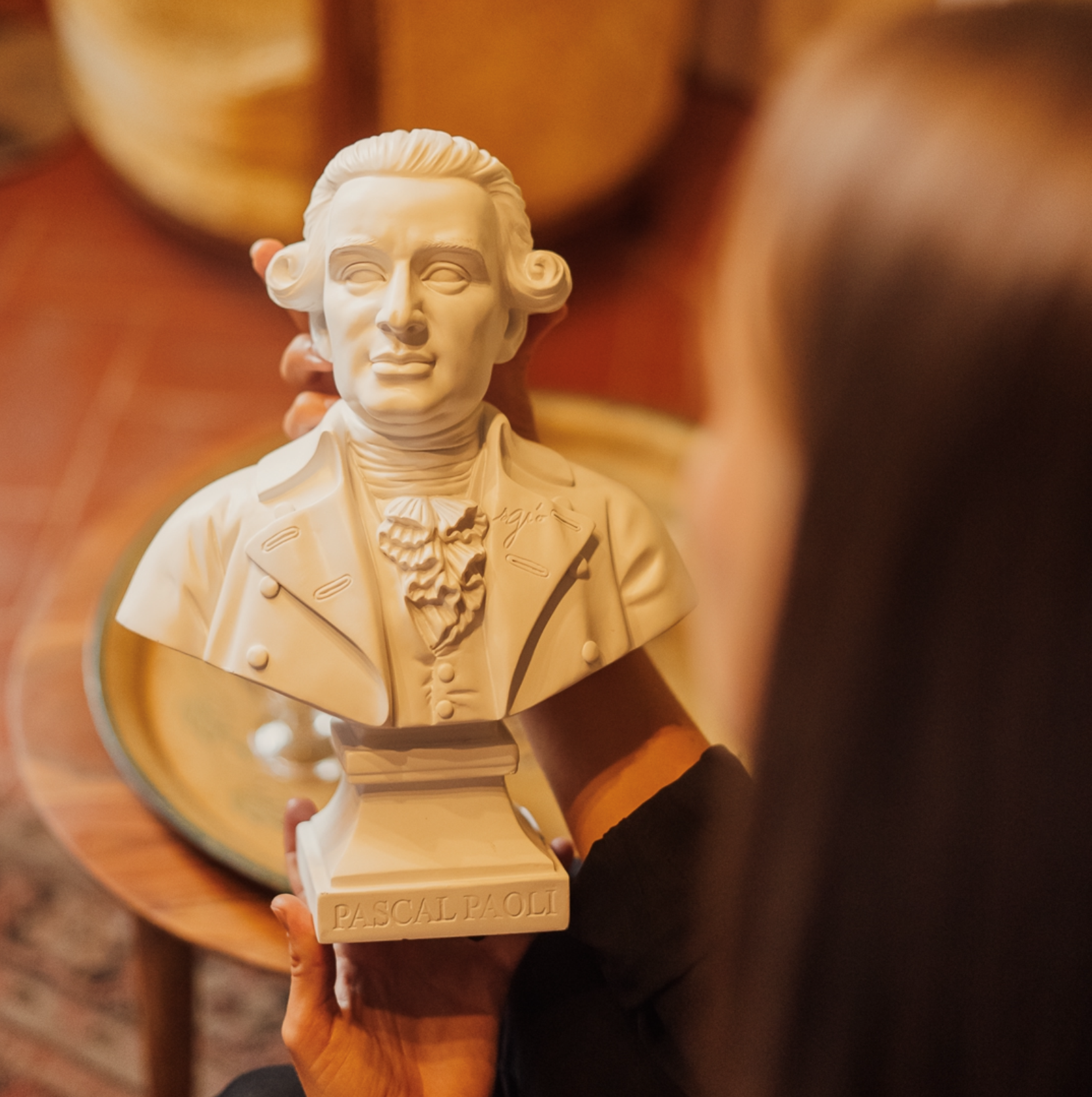 Statue pop art artisanat corse