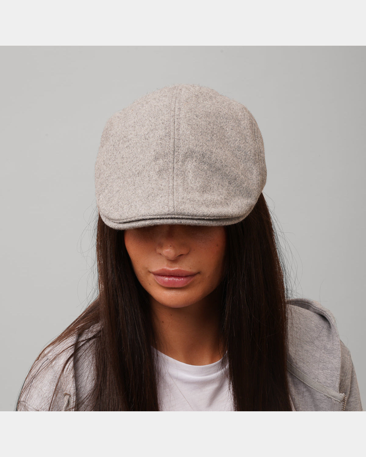 BÉRET EN LAINE GRIS, autre vue