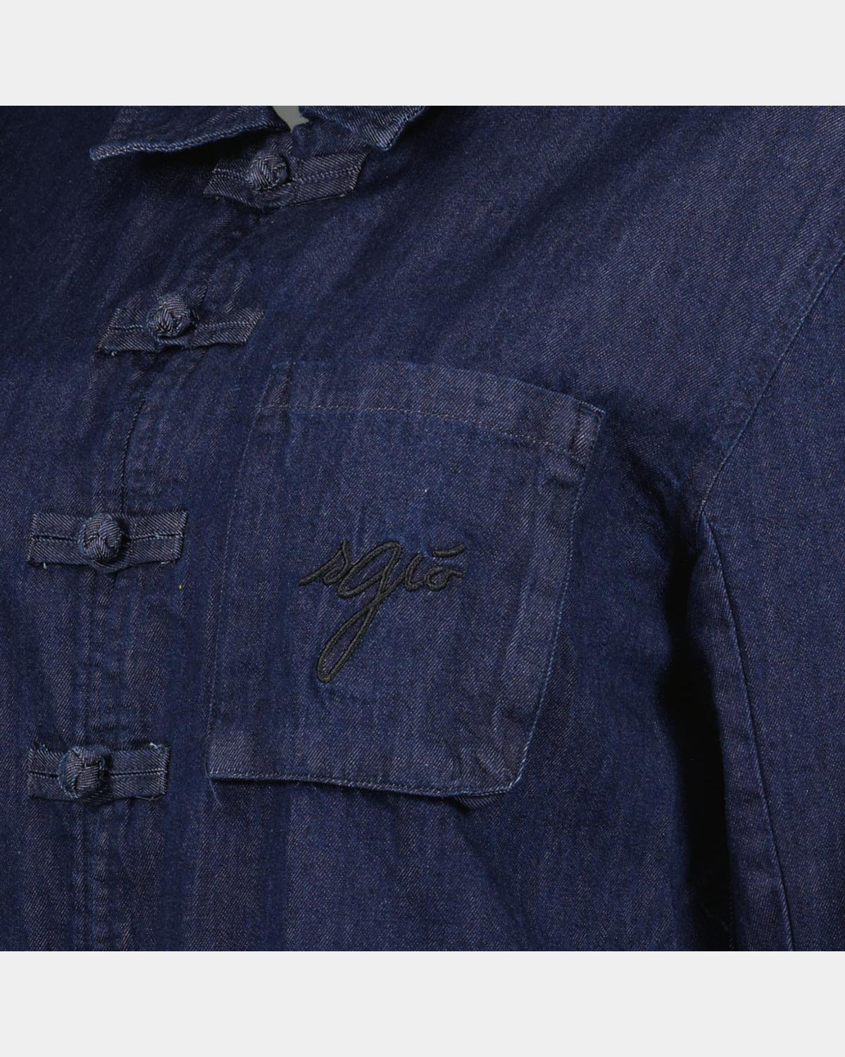 Bleu de chine denim SGIÒ, détail de la matière et de la finition