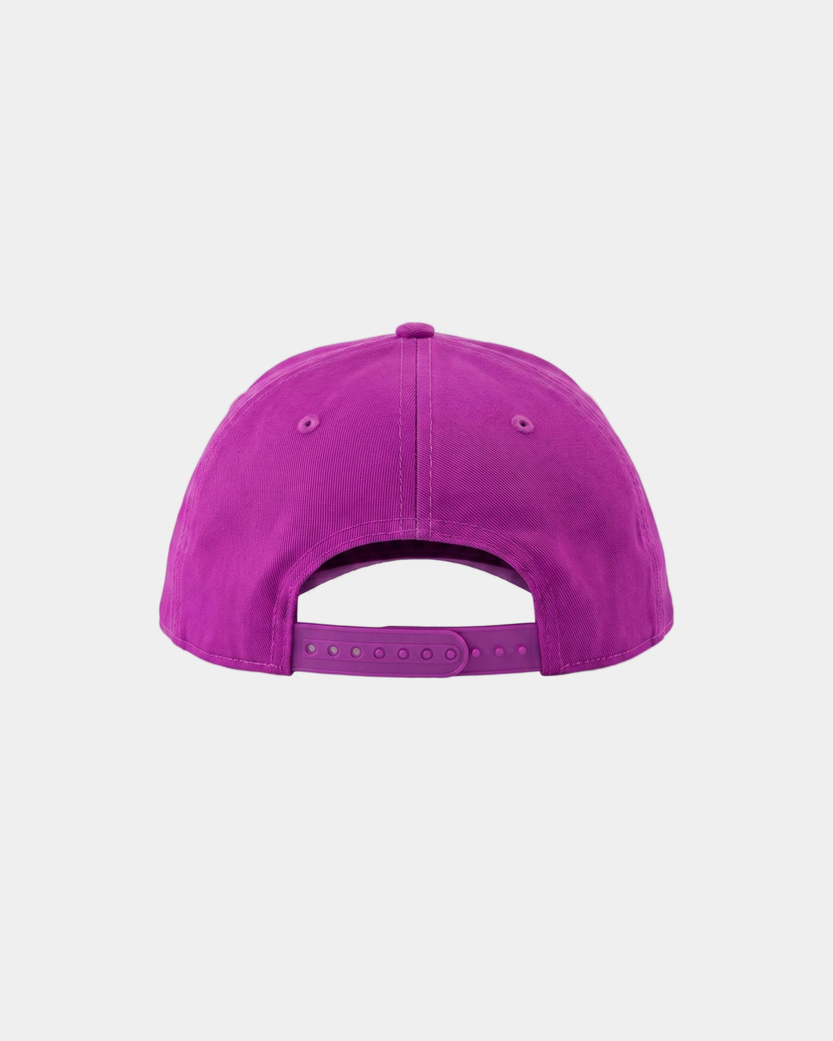 Casquette Murtoli SGIÒ, vue de dos, sangle de réglage en plastique, sur fond clair