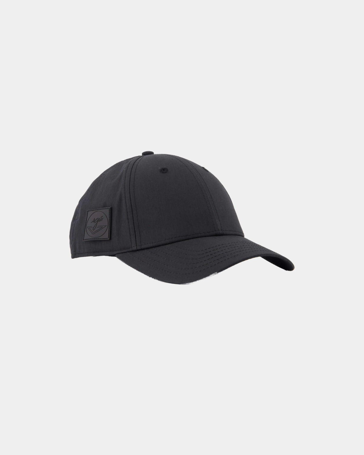 CASQUETTE NYLON, vue de face sur fond clair
