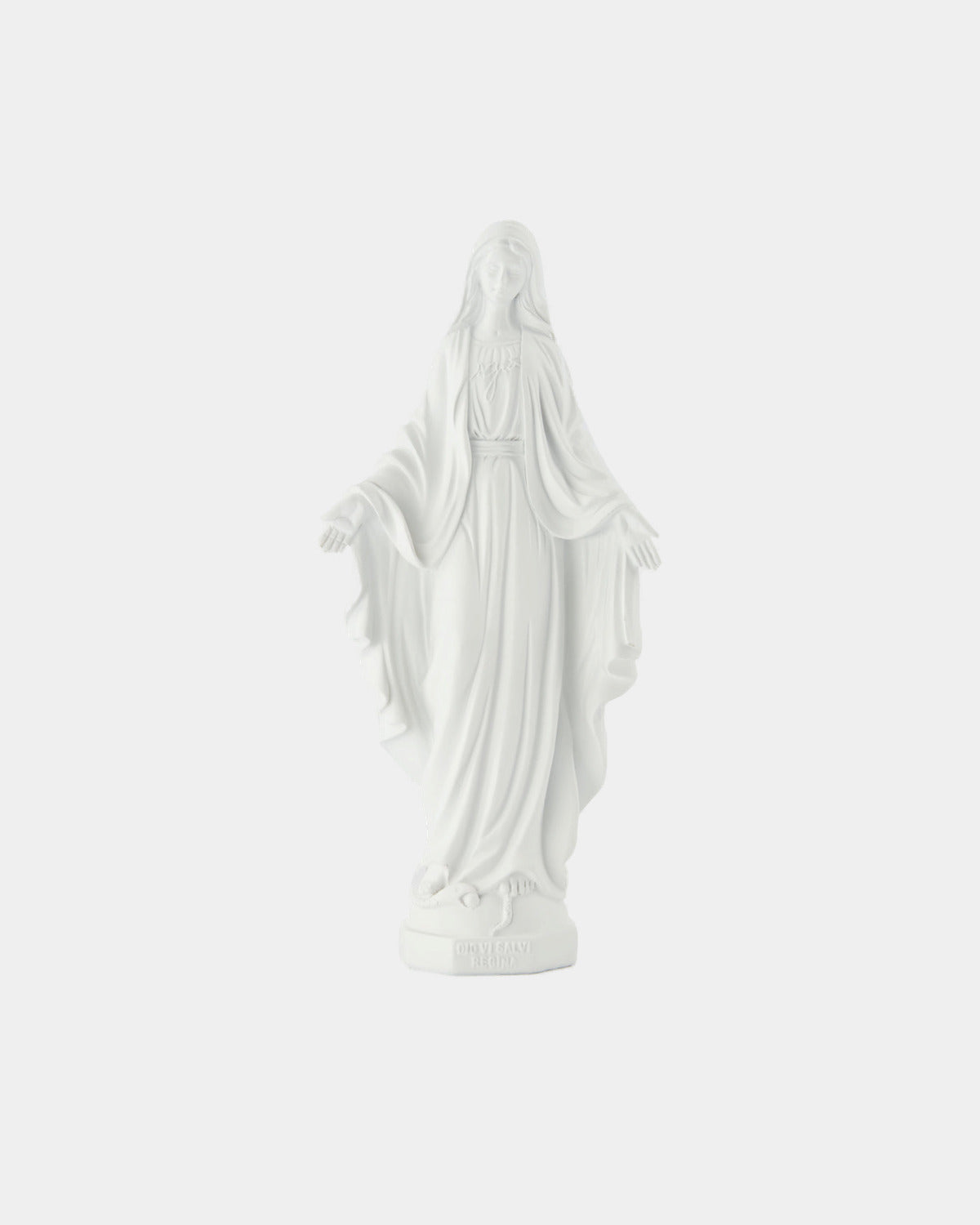 VIERGE MARIE BLANCHE, vue de face sur fond clair