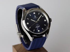 La montre 38m Made in Corsica édition limitée disponible sur commande.